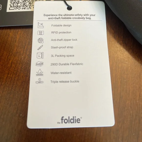 NWT The Foldie Crossbody Bag - Picture 13 of 13